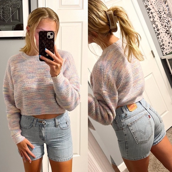 Vintage Levi’s Lightwash Jean Shorts